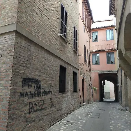 Traivicolidifoligno Guest house