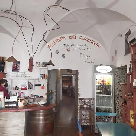 Traivicolidifoligno Guest house