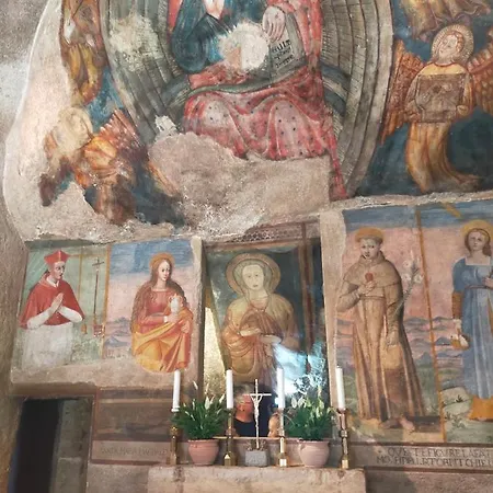 Traivicolidifoligno Guest house 3*